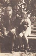 Fot. 5 - Tadeusz Kosiński z ojcem. Sanok 1941 r.