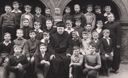 7. Fr. Kostia surrounded by students. Photo from Grzegorz Jędrasiewicz's archive.