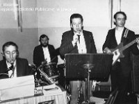 197x-63  Rok 1983 lub 1984    Od lewej: Jerzy Osolinsz (organy), Romuald Wesołowski (perkusja), Stanisław Duszeńko (saksofon), Zdzisław Bagiński (gitara basowa)