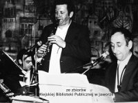 197x-70  Przełom lat 70- i 80-tych  Jawor, Teatr Miejski    Od lewej: w tle Zdzisław Bagiński, Stanisław Duszeńko (klarnet), Jurek Osolinsz (organy)
