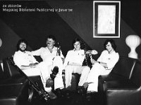 196x-16  Rok 1966  Karpacz, Night Club    Zespół Free Boys  Od lewej: Eugeniusz Nowak (gitara), Jan Piżyk (trąbka), Bogdan Migłowiec (saksofon), Jerzy Pękaś (perkusja)