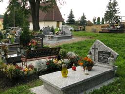Fot. 31. grób Małgorzaty Sarzyńskiej