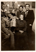 2. Tadeusz Siwek z rodziną, fotografia z archiwum prywatnego.