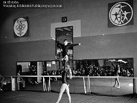 1987-25  Marzec 1987  Jawor, hala gimnastyczna Miejskiego Klubu Sportowego "Victoria" przy Szkole Podstawowej nr 5 w Jaworze, ul. Armii Radzieckiej (obecnie ul. Piłsudskiego)   Międzynarodowy Turniej w Akrobatyce Sportowej