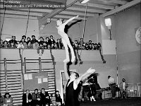 1987-33  Marzec 1987  Jawor, hala gimnastyczna Miejskiego Klubu Sportowego "Victoria" przy Szkole Podstawowej nr 5 w Jaworze, ul. Armii Radzieckiej (obecnie ul. Piłsudskiego)   Międzynarodowy Turniej w Akrobatyce Sportowej
