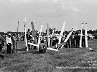 1987-32  6 czerwca 1987 r.  Stary Jawor. Łąki przy Nysie Szalonej  Zawody modeli latających