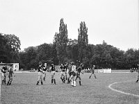 1977-13  28 sierpnia 1977  Jawor, ul. Parkowa 8, stadion miejski  Mecz ligowy Kuźnia Jawor, Górnik Złotoryja    Wyni 3:1 dla Kuźni jawor. Bramki dla jaworzan strzelili Janusz Rybicki, Zbigniew Lechowicz, Zygmunt Gołębiowski.