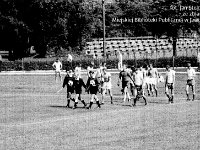 1981-30  1981  Bolesławiec, ul. Spóldzielcza 2  Mecz Kużni/Jaworzanki z Budowlanym Klubem Sportowym Boles?awiec      Mecz Kuźni/Jaworzanki z BKS-em  w sezonie 1980/1981.Piłkarze z Jawora wywalczyli historyczny awans do III ligi. Obie drużyny solidarnie wtedy wygrały na boiskach rywali po 1:0.