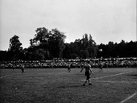 1981-19  05 lipca 1981  Jawor, ul.Parkowa 8, stadion miejski  Mecz Kużnia Jawor z Grunwaldem Halemba (Ruda Śląska)      Kużnia Jawor 5-go lipca 1981 roku, po barażach z Grunwaldem Halemba (Ruda Śląska), wywalczyła drugi w historii awans do III ligi