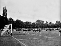 1981-23  05 lipca 1981  Jawor, ul.Parkowa 8, stadion miejski  Mecz Kużnia Jawor z Grunwaldem Halemba (Ruda Śląska)      Kużnia Jawor 5-go lipca 1981 roku, po barażach z Grunwaldem Halemba (Ruda Śląska), wywalczyła drugi w historii awans do III ligi