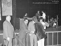 1983-11  1993  Jawor, Klub Technika  Klub sportowy Kuźnia      Spotkanie po awanie do III ligii.   W połowie lat 70 ówczesny dyrektor Zakładów Kuźienniczych Aleksander Pruszkowski przejął klub sportowy Jaworzanka, który przyjął nazwę Kużnia. Od lewej (..) Adamski, Marian Boruń , tyłem Zygfyd Borkowski, Irena Pompa