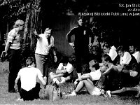 1986-87 06  1986  Jawor, ul. Parkowa 8, stadion miejski  Mecz ligowy Kuźni Jawor        Od prawej siedza  Jarosław Sitko, Andrzej Ignatiuk. powyżej stoi  Marek Grzęda drugi bramkarz, trener Waldemar Wójcicki, Henryk Dulik asystent trenera, poniżej siedzą od lewej Sławek Bliskowski, Adam Gabryś, Henryk Kasprzak,(..)