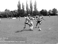 1986-87 23  1986/1987  Jawor, ul. Parkowa 8, stadion miejski  Mecz  Kuźni Jawor w III lidze      Zawodnicy Kuźni Jawor w jasnych spodenkach.
