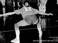 1996-06  1996 r.  Jawor, Plac Bankowy 1.Szkoła Podstawowa nr 2, sala gimnastyczna  Klub Sportowy Olimpia