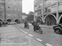 1989-100  1989   Jawor, Rynek  Zlot motocykli