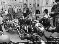 1989-107  1989   Jawor, Rynek  Zlot motocykli