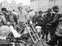 1989-115  1989   Jawor, Rynek  Zlot motocykli