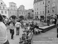 1989-68  1989   Jawor, Rynek  Zlot motocykli