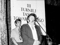 1983-07  1983 r.  Jawor, ulica Piastowska 2. Klub Relaks  III Turniej Tańca Towarzyskiego    Przy mikrofonie Józef Noworól