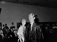 1986-19  1986  Jawor, ulica Piastowska 2. Klub Relaks  Turniej Tańca Towarzyskiego    Roman Charczyński, Małgorzata Charczyńska (Zygadło)