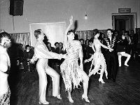 1986-26  12 lutego1986 r.  Jawor, ulica Piastowska 2. Klub Relaks  Turniej Tańca Towarzyskiego o Puchar Wyzwolenia. Turniej zorganizowano w ramach Dni Jawora.