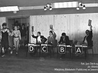 1987-36  26 września 1987   Jawor, ul. Parkowa 5. Klub Technika ZK i MR  II Mistrzostwa Polski w Rock' Rollu, Jawor 87      Para wchodzaca Andrze Gliwa i Beata Grabowska (Jelenia Góra)