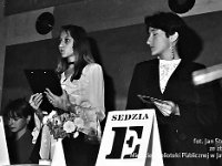 1994-18  1994 r.  Jawor, Parkowa 5, Klub Technika  Dziecięcy Turniej Tańca Towarzyskiego      Na zdjęciu od prawej : Izabela Fecko, Magdalena Kaczmarek