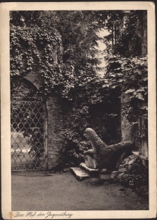 Der Hof der Jugendburg [Dokument ikonograficzny]