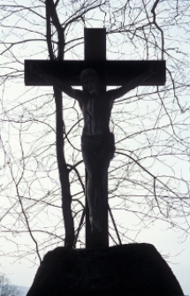 Bukowiec : krzyż na cmentarzu [Dokument ikonograficzny]