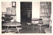 Miejska Biblioteka Publiczna - Czytelnia, ul.Nowotki 7, 1972 r.