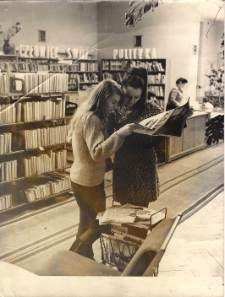 Miejska Biblioteka Publiczna w Jaworze w latach 70., zdjęcie 3