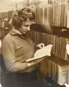 Miejska Biblioteka Publiczna w Jaworze w latach 70., zdjęcie 4