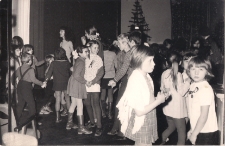 Zabawa noworoczna dla dzieci, Jawor 1974 r., zdjęcie 3