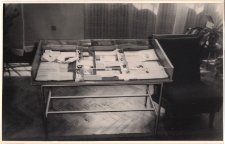 Wystawa pamiątek z pierwszych lat powojennych w MBP w Jaworze 12.02.1977 r., zdjęcie 1