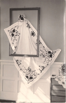 Wystawa "Zręczne ręce" w MBP w Jaworze lata 1960, zdjęcie 15