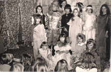 "Biały wrzos"- legenda mazurska - w wykonaniu czytelników Oddziału Dziecięcego MBP w Jaworze 1978 r., zdjęcie 6