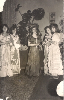 "Biały wrzos"- legenda mazurska - w wykonaniu czytelników Oddziału Dziecięcego MBP w Jaworze 1978 r., zdjęcie 15