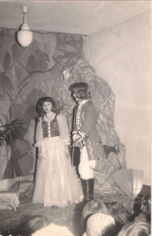 Legenda o Liczyrzepie w wykonaniu czytelników Oddziału Dzieciecego MBP w Jaworze 1978 r., zdjęcie 2