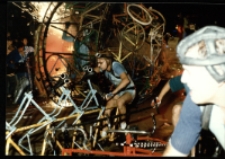 Teatry uliczne (fot.9) [Dokument ikonograficzny]