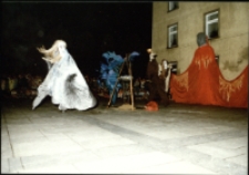 Teatry uliczne (fot.13) [Dokument ikonograficzny]