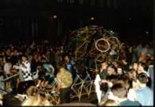 Teatry uliczne (fot.15) [Dokument ikonograficzny]