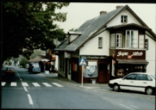 Karpacz, ul. Konstytucji 3 Maja (fot. 8) [Dokument ikonograficzny]