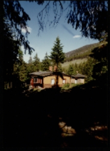 Schronisko PTTK "Nad Łomniczką" (fot. 2) [Dokument ikonograficzny]