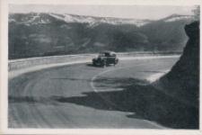 Sudetenstrasse bei Schreiberhau mit Riesengebirgskamm [Dokument ikonograficzny]