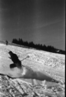 [Szklarska Poręba : sylwetka narciarza] (fot. 6) [Dokument ikonograficzny]