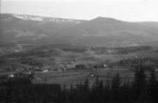 [Karkonosze : panorama z Zakrętu Śmierci] (fot.1) [Dokument ikonograficzny]