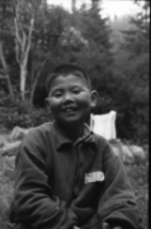 [Dzieci z Korei w Szklarskiej Porębie : chłopiec] [Dokument ikonograficzny]