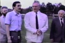 20 rocznica wyborów do Sejmu i Senatu 4 czerwca 1989 r. : 20 lat później ... cz. 2, Przemarsz uczestników wiecu wyborczego [Film]