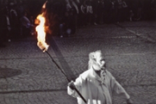 [25. MFTU 2007 Jelenia Góra - Teatr InZhest “X-Tradition”] (fot. 1) [Dokument ikonograficzny]