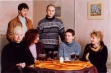 Fotografia Marka Długosza z otwarcia wystawy promującej wydanie książki &bdquo;Miejsca, kt&oacute;re są&rdquo;, w Obornickim Ośrodku Kultury, 13.12.2002 r. [fot. 5] [Dokument ikonograficzny]